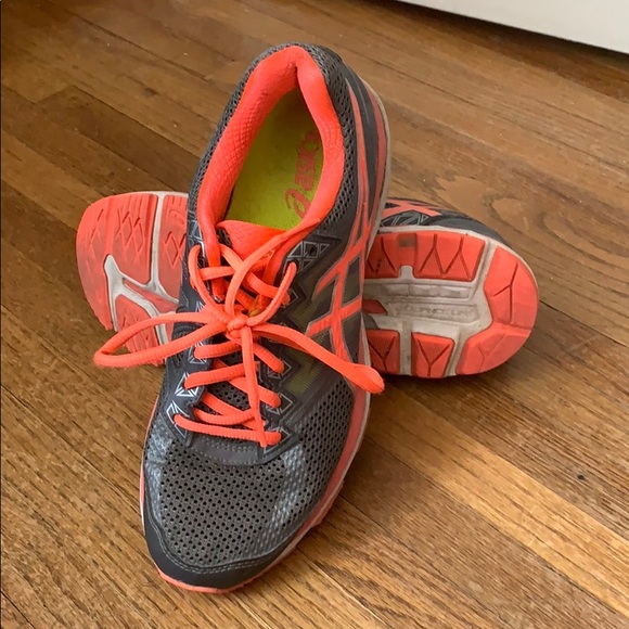 ASICS running shoe size 8 1/2 - Picture 2 of 5